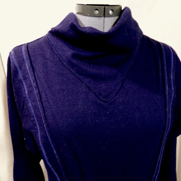 New Cowl neck Pullover Sweater Top M Navy Blue decorative stitched Dolman LongSl - Picture 1 of 6